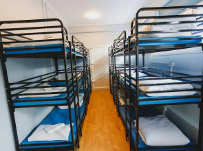 Via Limehouse - Hostel