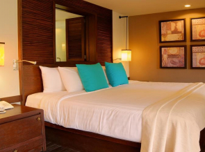 Twin Lotus Resort and Spa - Adults Only