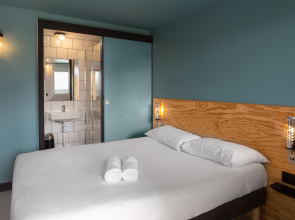 Eklo Bordeaux Centre Bastide