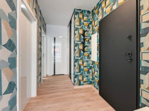 Doki Living - Foodhall & Parking by Downtown Apartments