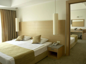 Sealight Resort Hotel