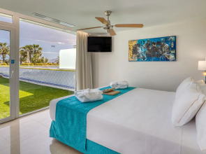 Playavera Hotel - Naturist Friendly