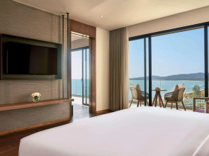 Курортный отель Mövenpick Resort Waverly Phu Quoc