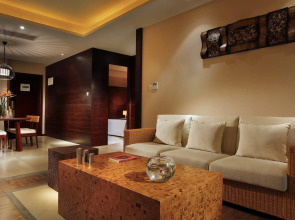 Serenity Coast All Suite Resort Sanya