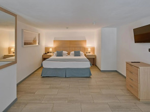 Aregai Marina Hotel & Residence