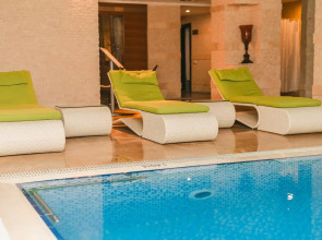 Отель Point Hotel Baku