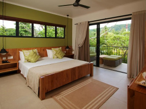 Le Repaire - Boutique Hotel & Restaurant