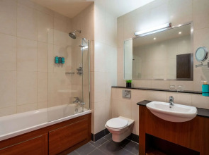 The Trinity City Hotel