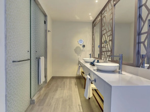 Royalton CHIC Cancun, An Autograph Collection All-Inclusive Resort - Adults Only