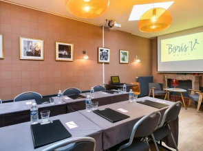 Hôtel Boris V. by Happyculture