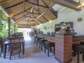 Bali Rich Seminyak Villas