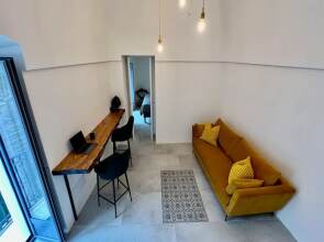 Tiny Townhouse In The Historic Centre