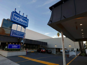 The Sojourn Los Angeles - Sherman Oaks