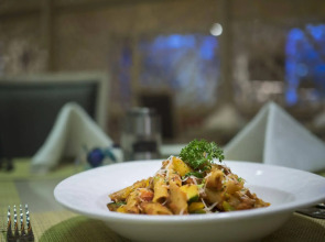 Niranta Airport Transit Hotel & Lounge Terminal 2 Arrivals