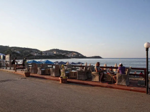 Niriides Beach Hotel