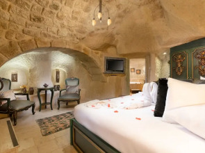 Elysion Cave Suites