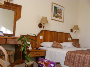 Jerusalem Gate Hotel