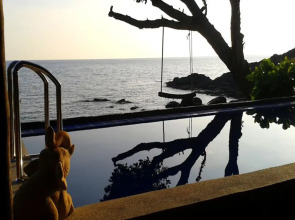 Cliff Cottage Resort