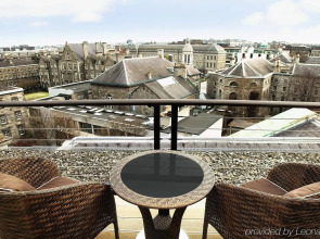 The College Green Hotel Dublin, Autograph Collection