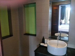 Lanta Intanin Resort