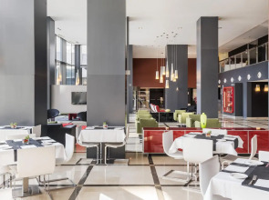 Hotel Ilunion Aqua 4