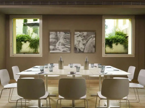 Glance Hotel In Florence