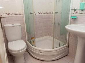 Orhan Kutbay'in Evi Turyolu Cafe Pansiyon