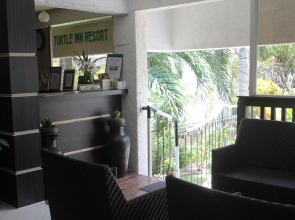 Turtle Inn Resort