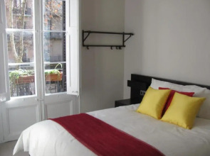 Отель BruStar Gotic-Centric