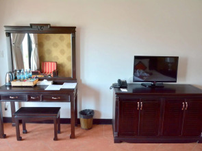 Sea Lion Beach Resort & Spa