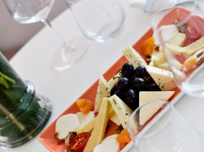 Burgu Arjaan by Rotana Hotel