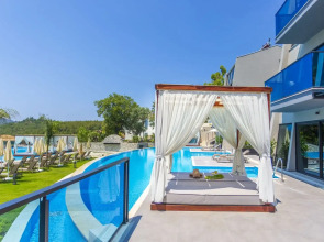 Orka Cove Hotel Penthouse & Suites - Adults Only