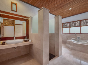 Bali Tropic Resort & Spa