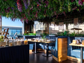 Hotel Indigo London - 1 Leicester Square by IHG