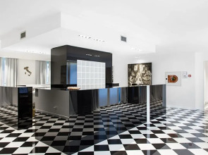 Отель Studio Inn Centrale & Milano Urban Padel