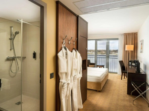 Elaya Hotel Hamburg Finkenwerder