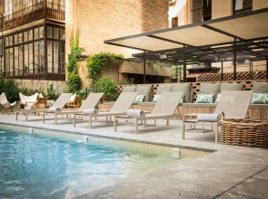 Alexandra Barcelona Hotel, Curio Collection by Hilton