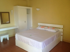 Moalboal Beach Resort