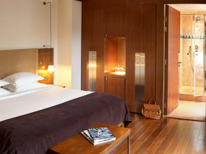 Grand Hotel Champs-Elysees