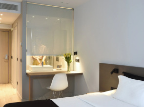 Отель Poseidon Athens