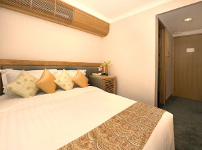 Bishop Lei International House