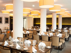 Stadthotel am Römerturm