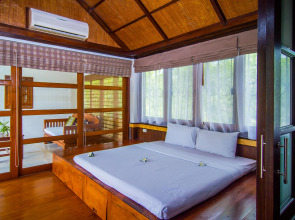 Coco Palm Beach Resort