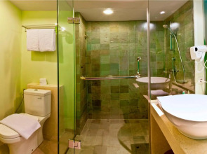 EDEN Hotel Kuta Bali