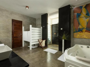 Maalu Maalu Resort & Spa