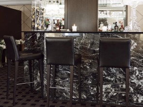 Plaza Tour Eiffel Hotel