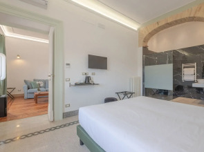 Navona Queen Rooftop