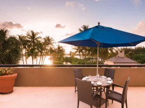 Hilton Miami Airport Blue Lagoon