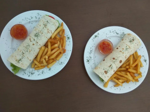 Apartments Kuce Lekovica snack bar- Bistro & Beach