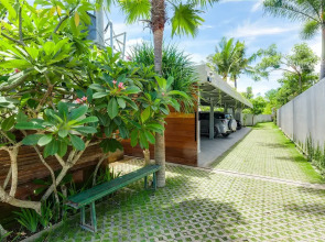 ZIN Berawa Villas & Bungalow